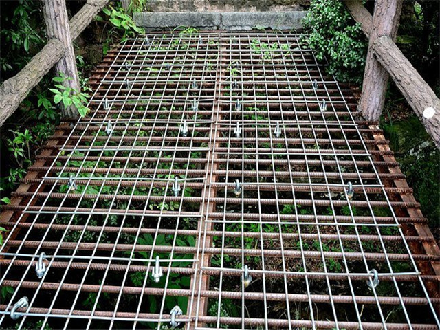 煤礦支護網(wǎng)圖片8